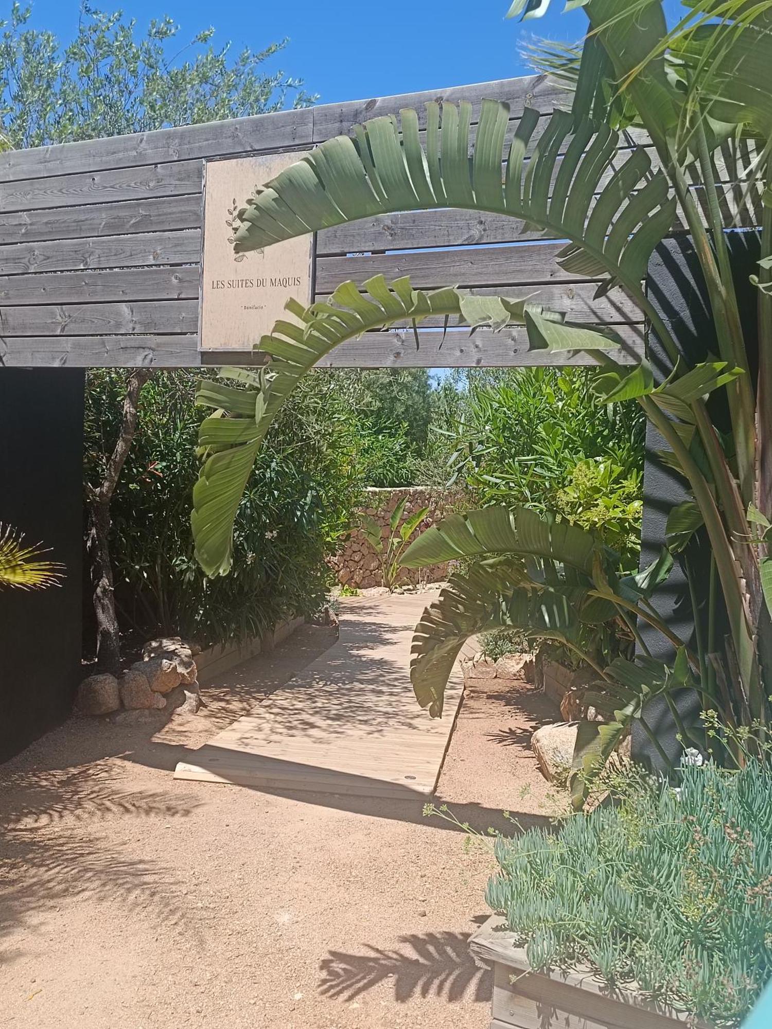Hotel Les Suites Du Maquis 博尼法乔 外观 照片